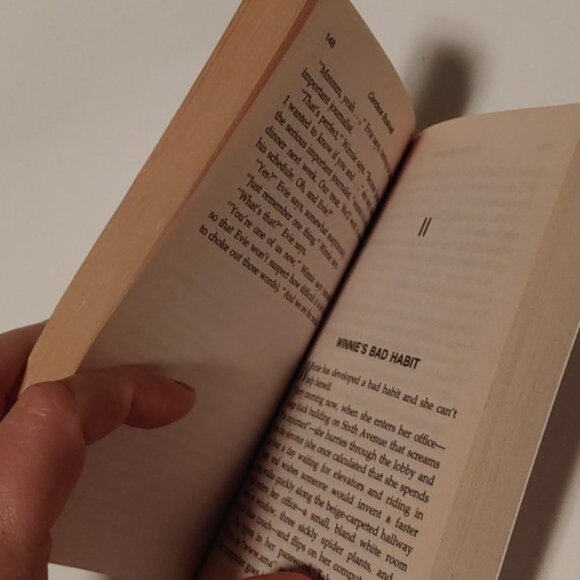 3/$13 Four Blondes by Candace Bushnell paperback 2000 - Picture 5 of 5